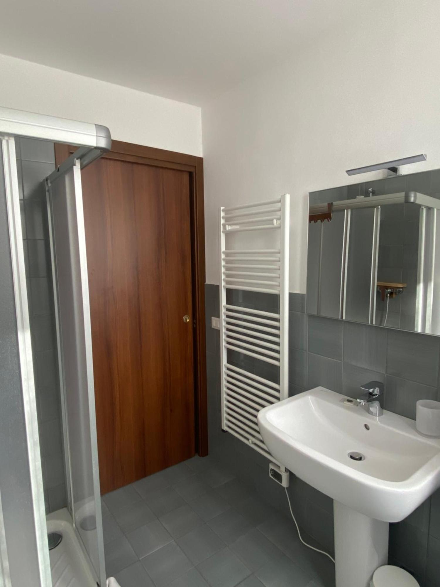Residenza Cipressi E Olivi Apartment Verona Exterior foto